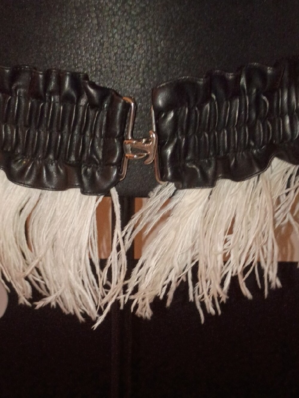 Black Pleather Feather Accent Waist Belt/Sexy Skirt - Women's Accessory M/L - Picture 2 of 3